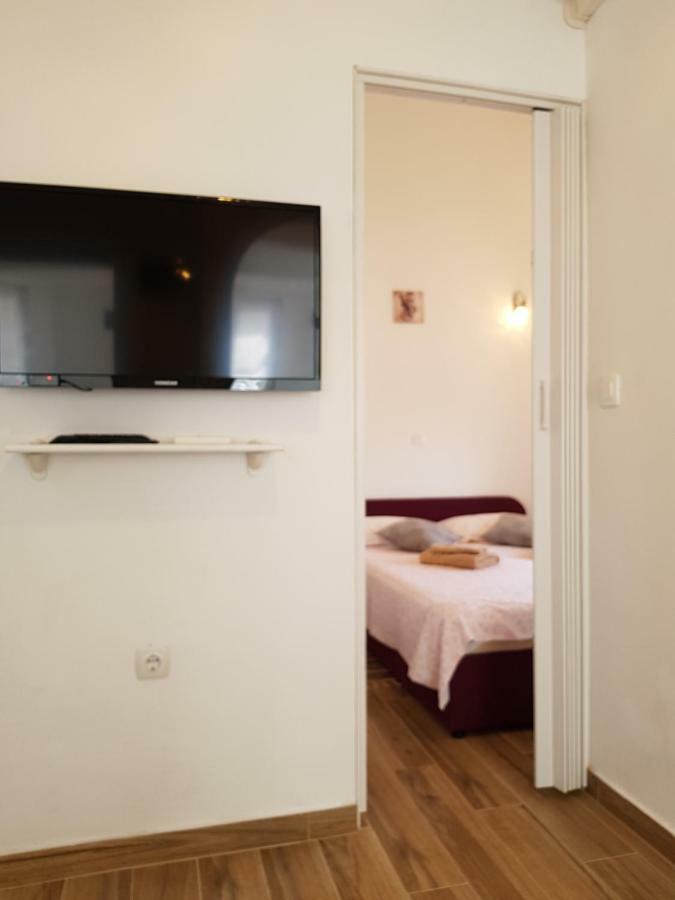 Apartment Ulika Marčana Eksteriør billede