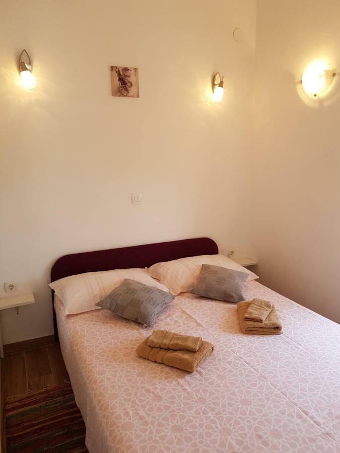 Apartment Ulika Marčana Eksteriør billede